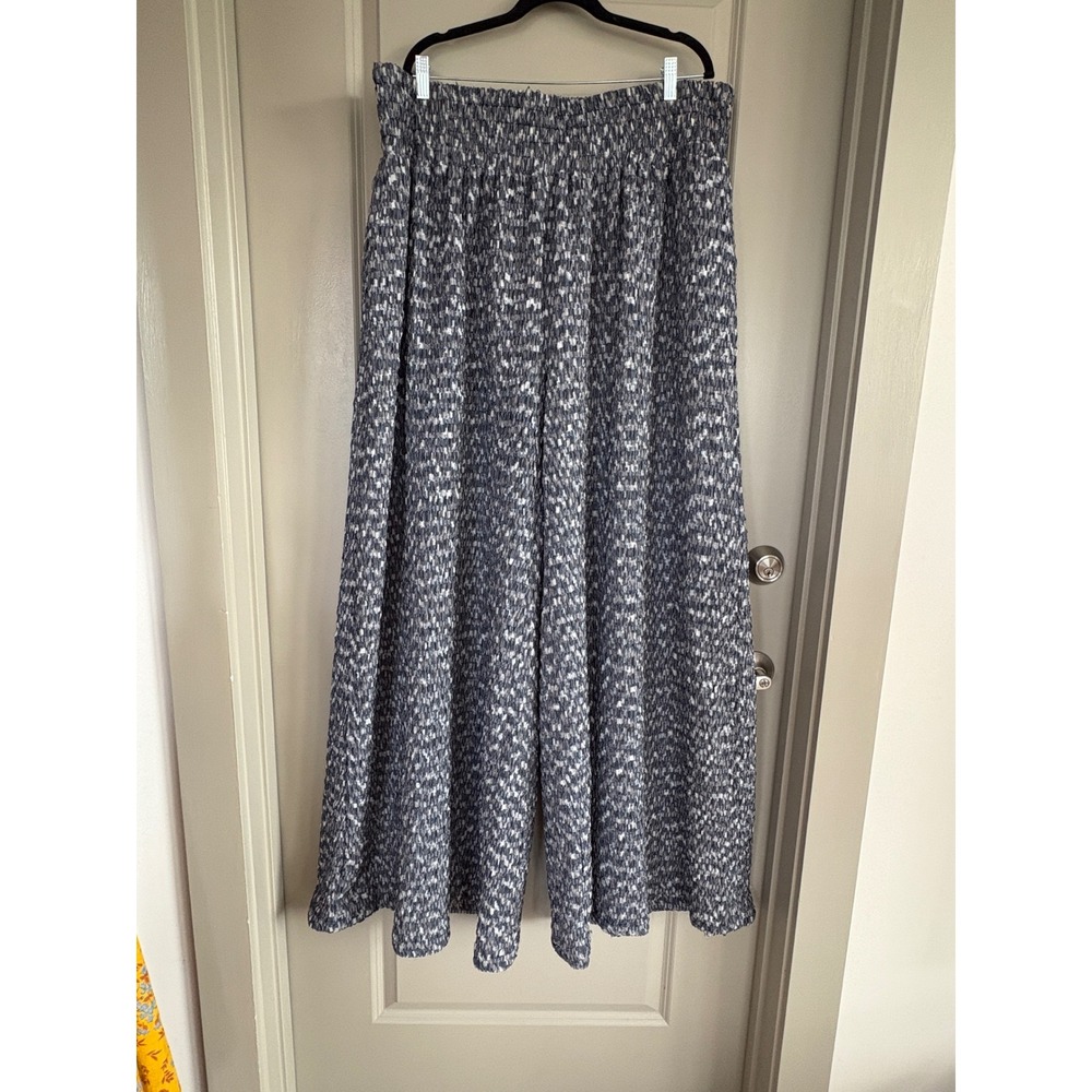 Akira Navy White Textured Smocked Wide Leg Palazzo Pants Plus Size 2X
